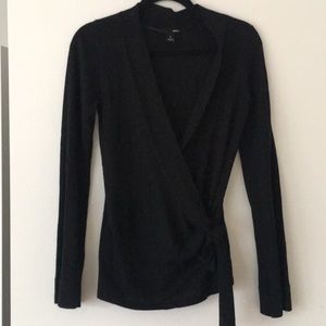 H&M Black Sweater